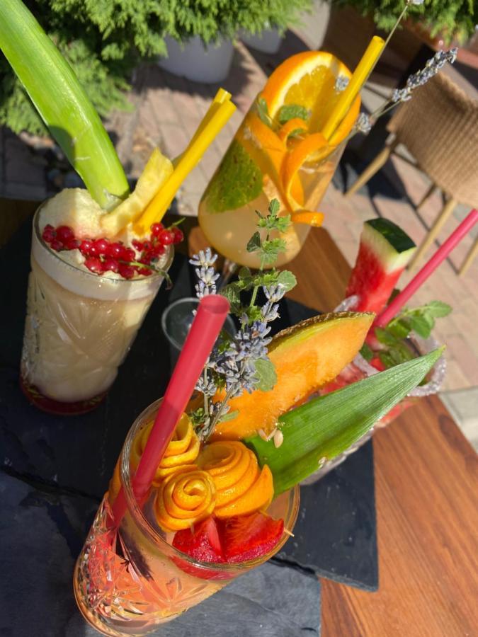 바야 Malom Club Panzio B&B 외부 사진